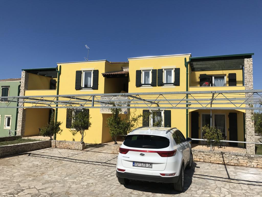 Apartmani Svjetionik Umag Exterior foto
