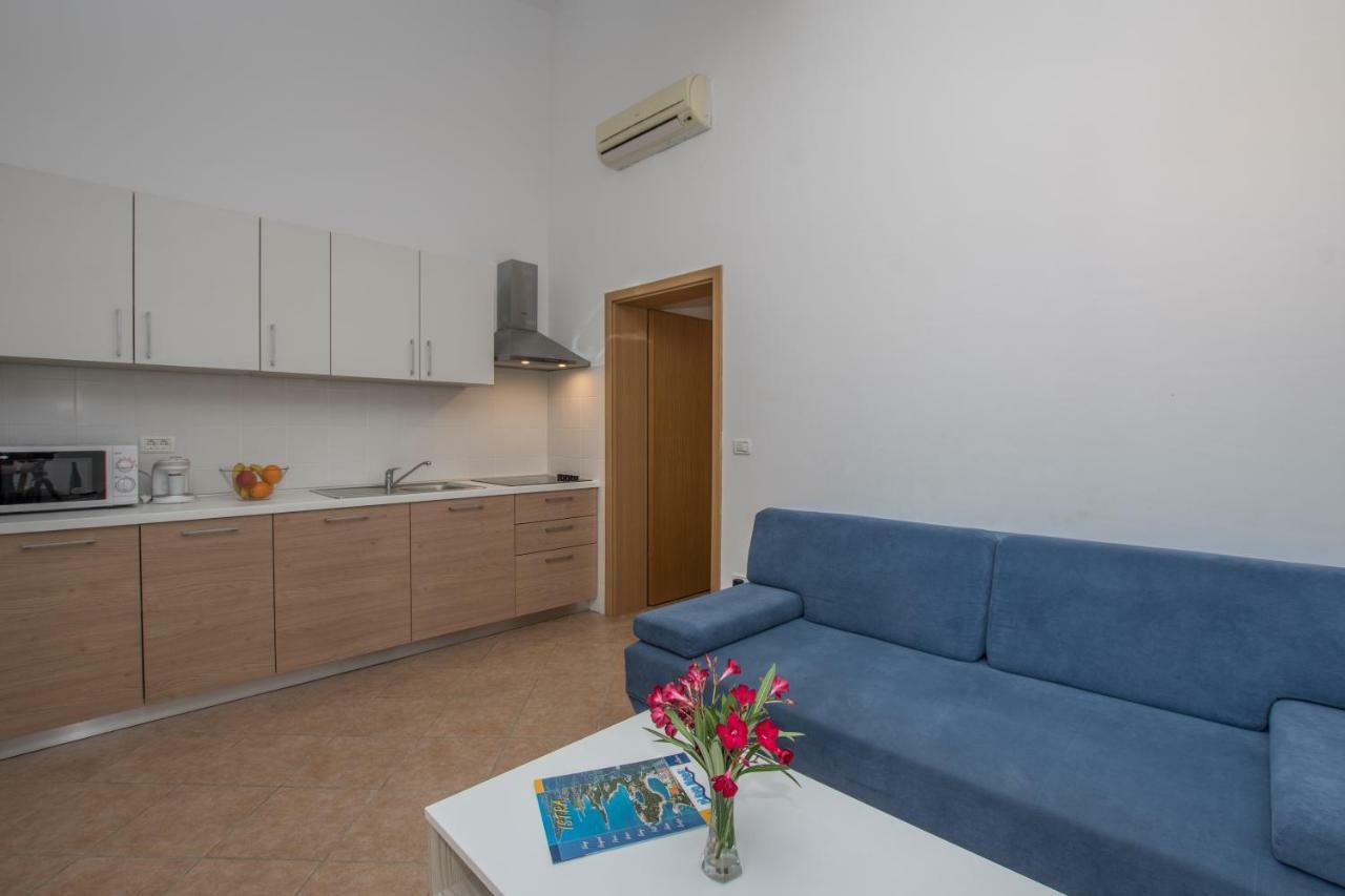 Apartmani Svjetionik Umag Exterior foto